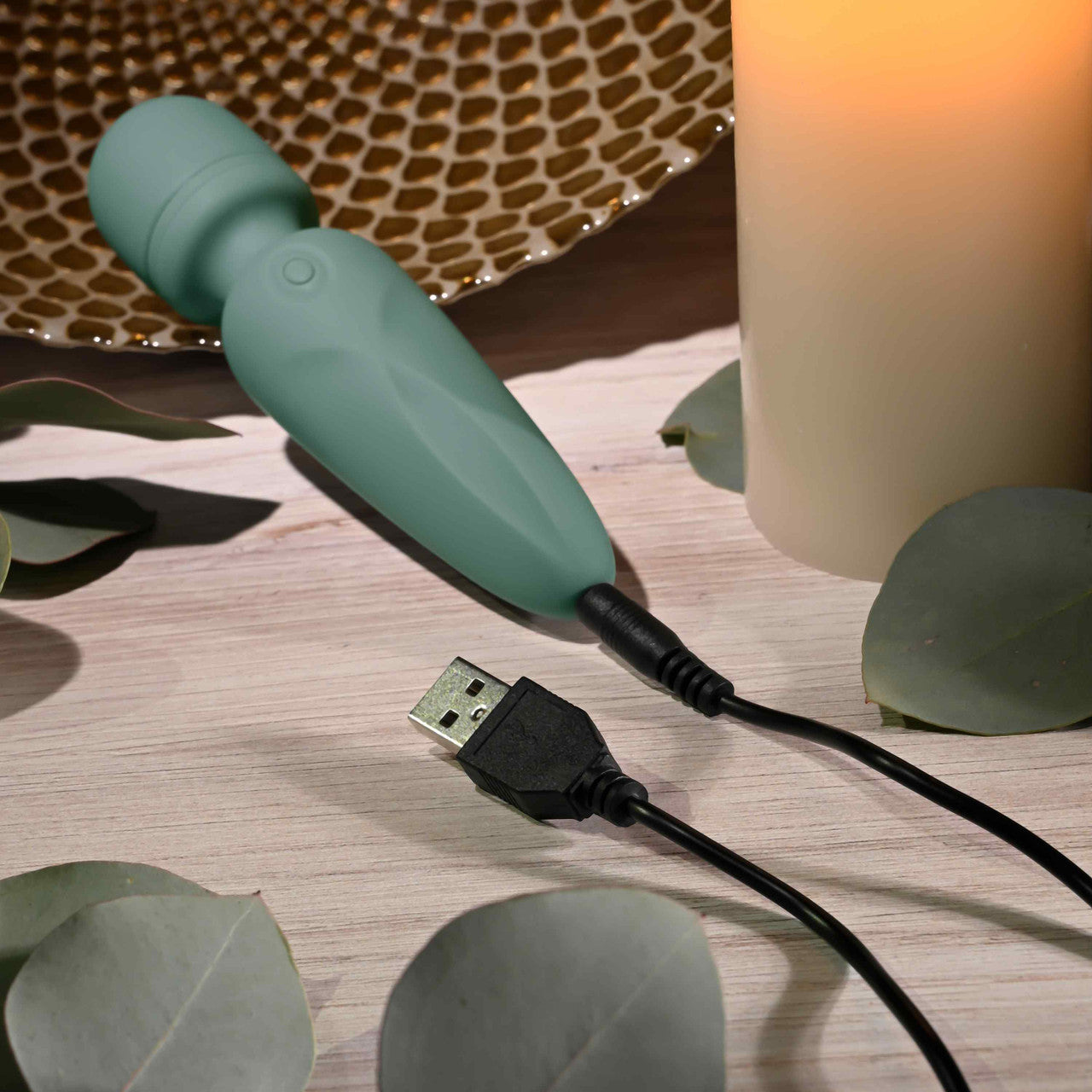 Evolved - Rumble Vibrating Mini Wand Massager (Green)