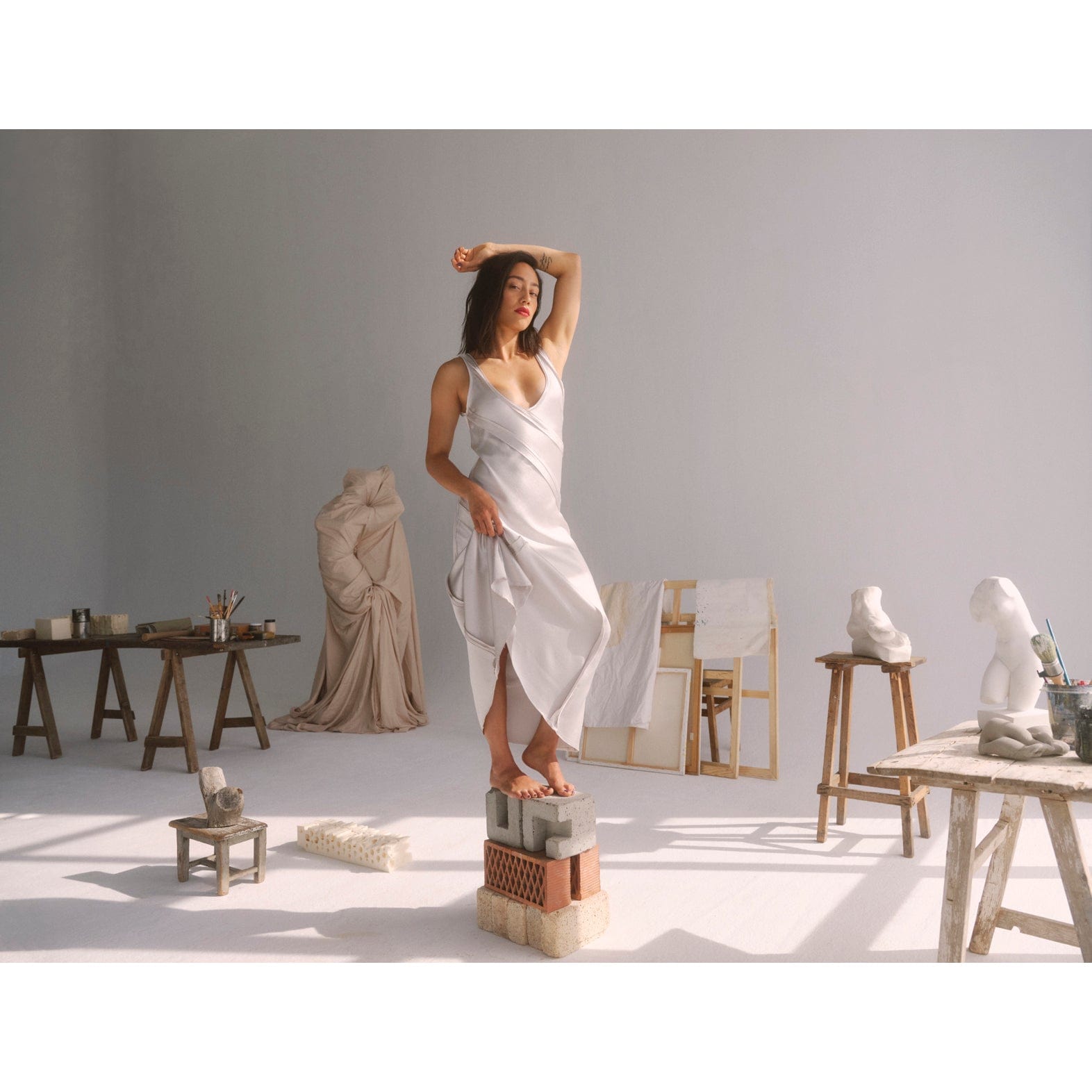 LELO - Sona 3 App-Controlled Sonic Clitoral Air Masaager CherryAffairs