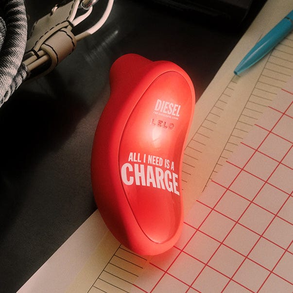 LELO - Diesel Sona Cruise Vibrating Clit Massager (Red) Clit Massager (Vibration) Rechargeable 7350075028687 CherryAffairs