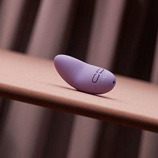 LELO - Lily 3 Vibrating Clit Massager (Calm Lavender) Clit Massager (Vibration) Rechargeable 673893810 CherryAffairs